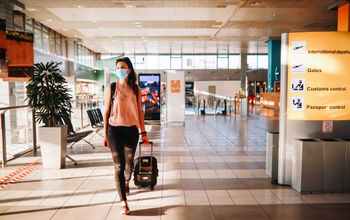 El WTTC espera que, en 2022, los gobiernos simplifiquen las normas de los viajes para que sean más rápidos y eficientes. (Photo: via iStock/Getty Images E+/lechatnoir).