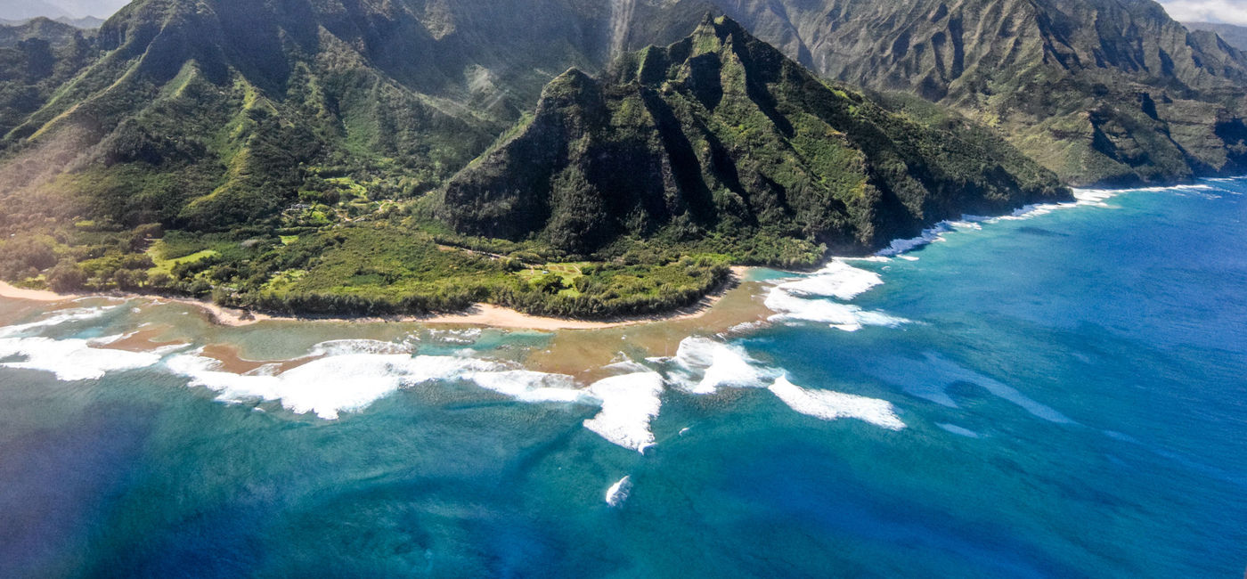 Image: Na Pali Coast, Kauai(Photo by Lauren Breedlove)