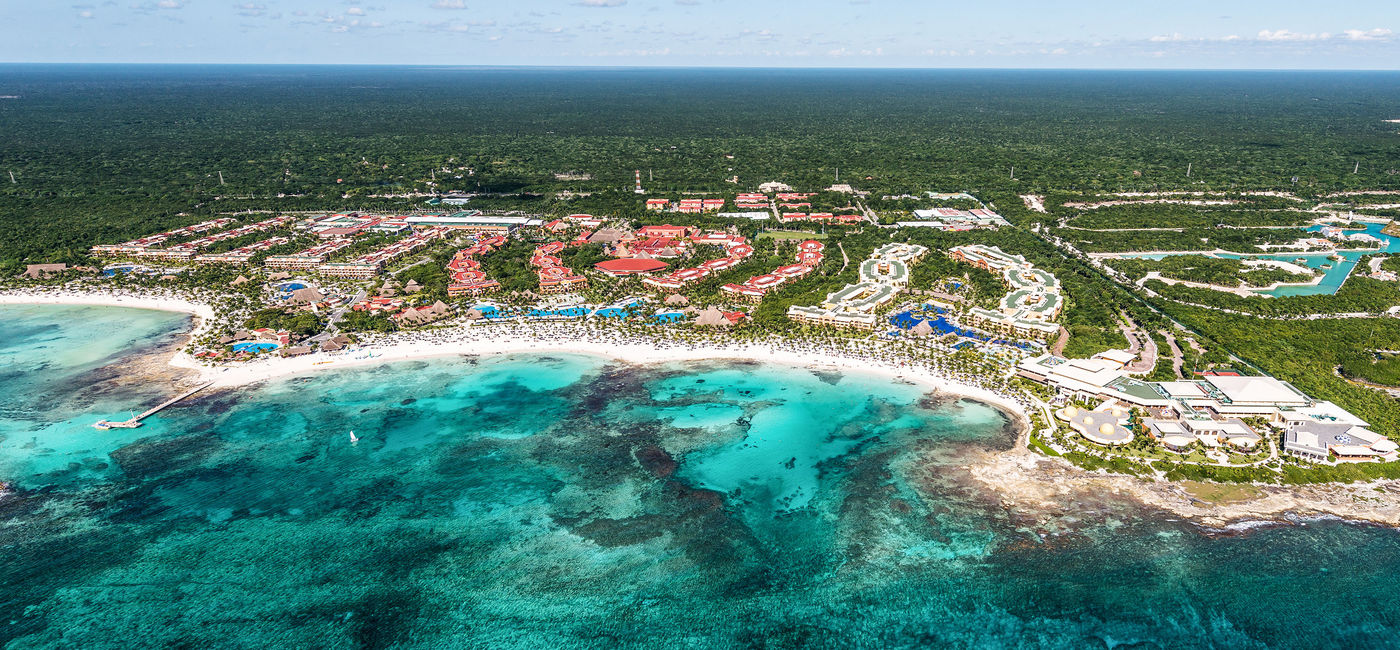 Image: Barceló Maya Grand Resort. (photo courtesy of Exclusive Group Travel)