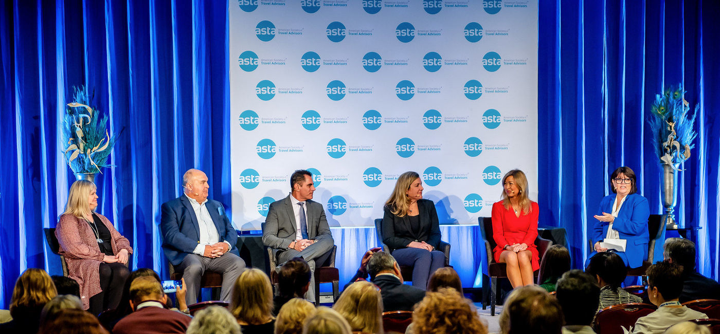 Image: Cruise industry executives at 2023 ASTA River Cruise Expo (ASTA)