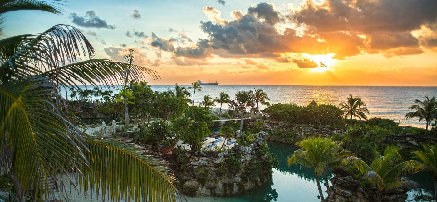 Image: PHOTO: A sunset at Hotel Xcaret Mexico. (photo via Hotel Xcaret Mexico)