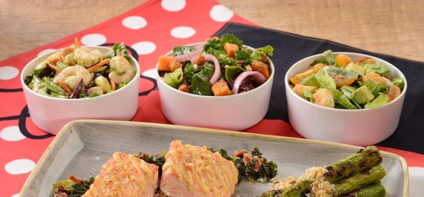 Image: Dinner Offerings at Chef Mickey's (Photo via Walt Disney World)