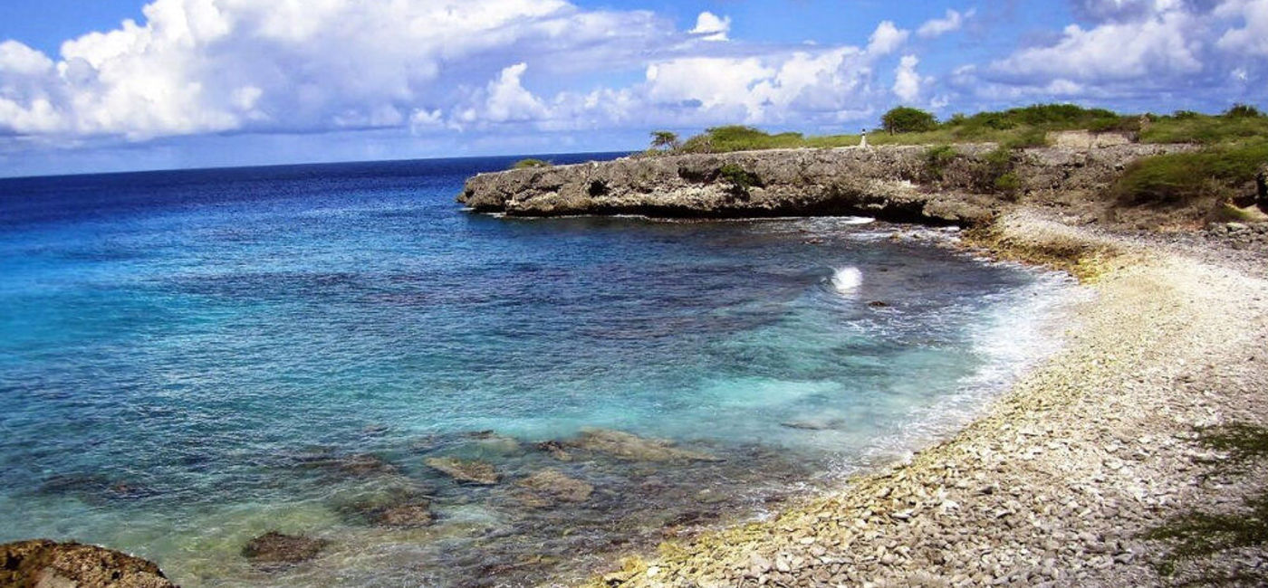 Image: PHOTO: Guests at the Courtyard Bonaire have plenty of diving options. (photo by Gary Crow)