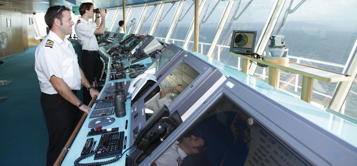 Image: Bridge view from MS Rotterdam. (photo via Holland America Line Media)