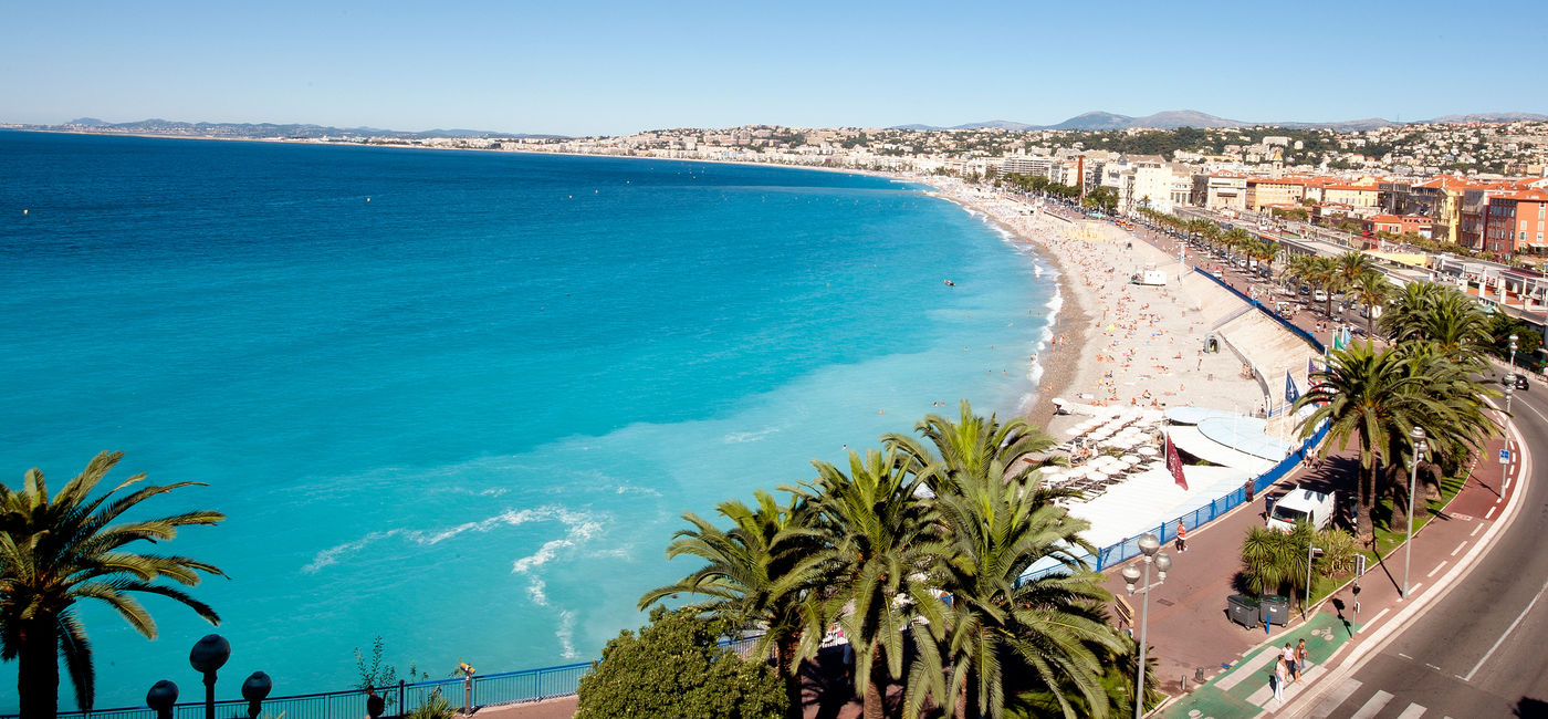 Image: Nice et la promenade des Anglais. (PHOTO: Office de tourisme de la Côte d'Azur)