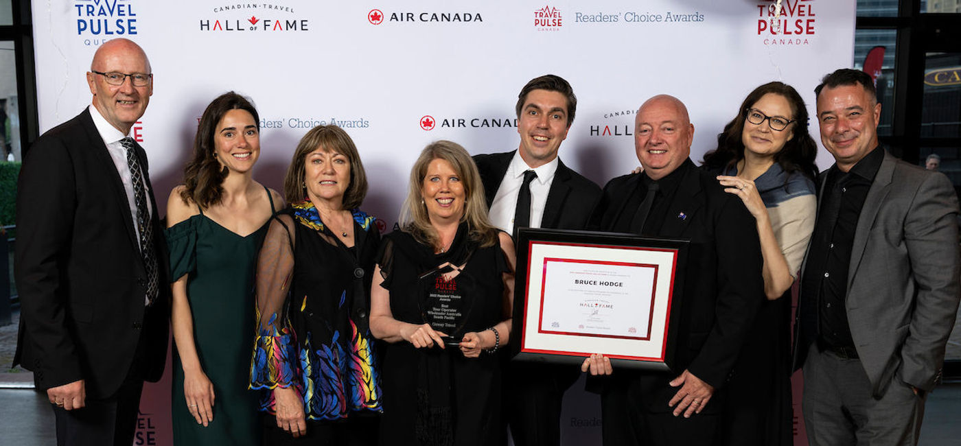 Image: At the 2022 TravelPulse Canada Readers' Choice Awards, Goway won as Tour Operator of the Year Australia/Pacific. Founder Bruce Hodge was also named to the Canadian Travel Hall of Fame. (Dan Galbraith / Details Group)