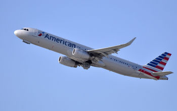 An American Airlines A321
