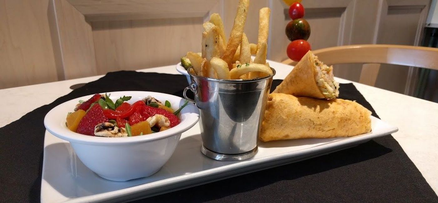 Image: PHOTO: The Cilantro Lime Shrimp Wrap at the Atlanta Chophouse (photo by Eric Bowman) 