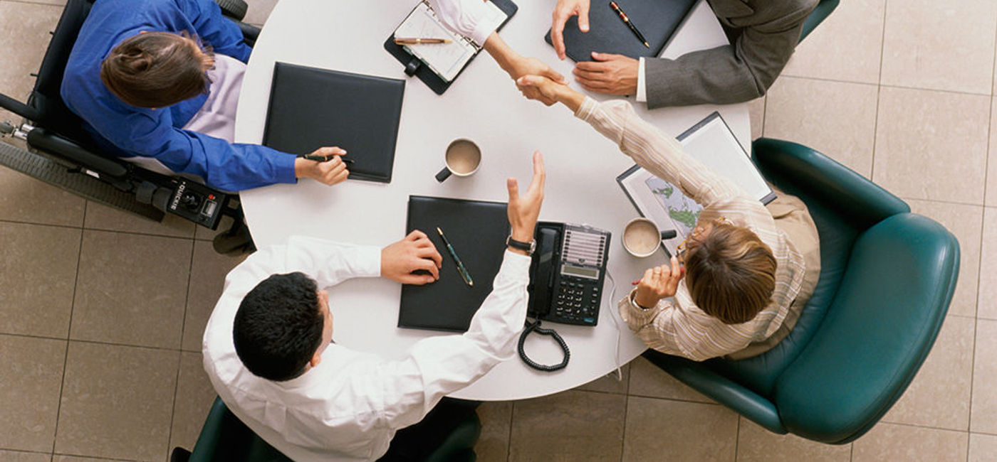 Image: PHOTO: A travel agent's expertise is worth the money. (photo courtesy of Thinkstock)
