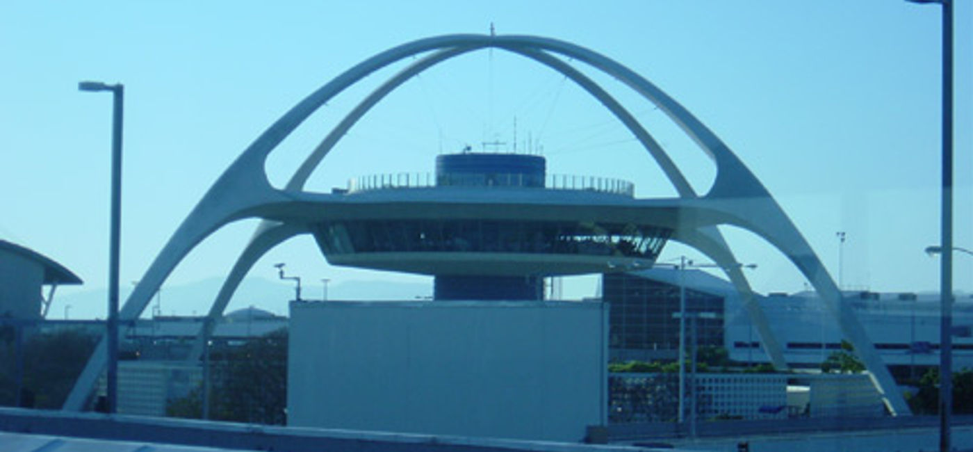 Image: PHOTO: The Los Angeles International Airport control tower. (photo via Flickr/Aaron Gustafson)