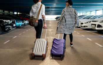 Couple arriving to the airport