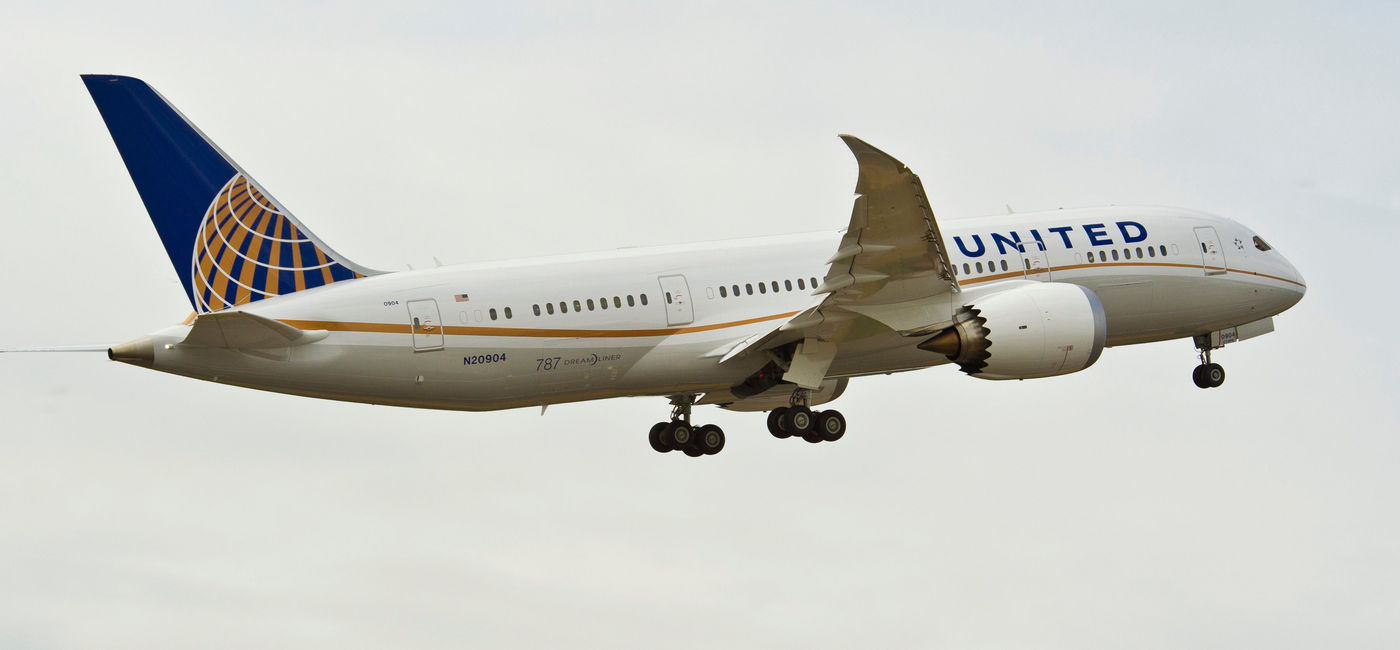Image: PHOTO: United Boeing 787 taking off. (photo via United Hub) (United Airlines)