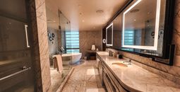 Four Seasons Hotel New Orleans