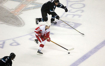 Jiri Hudler playing for the Detroit Red Wings