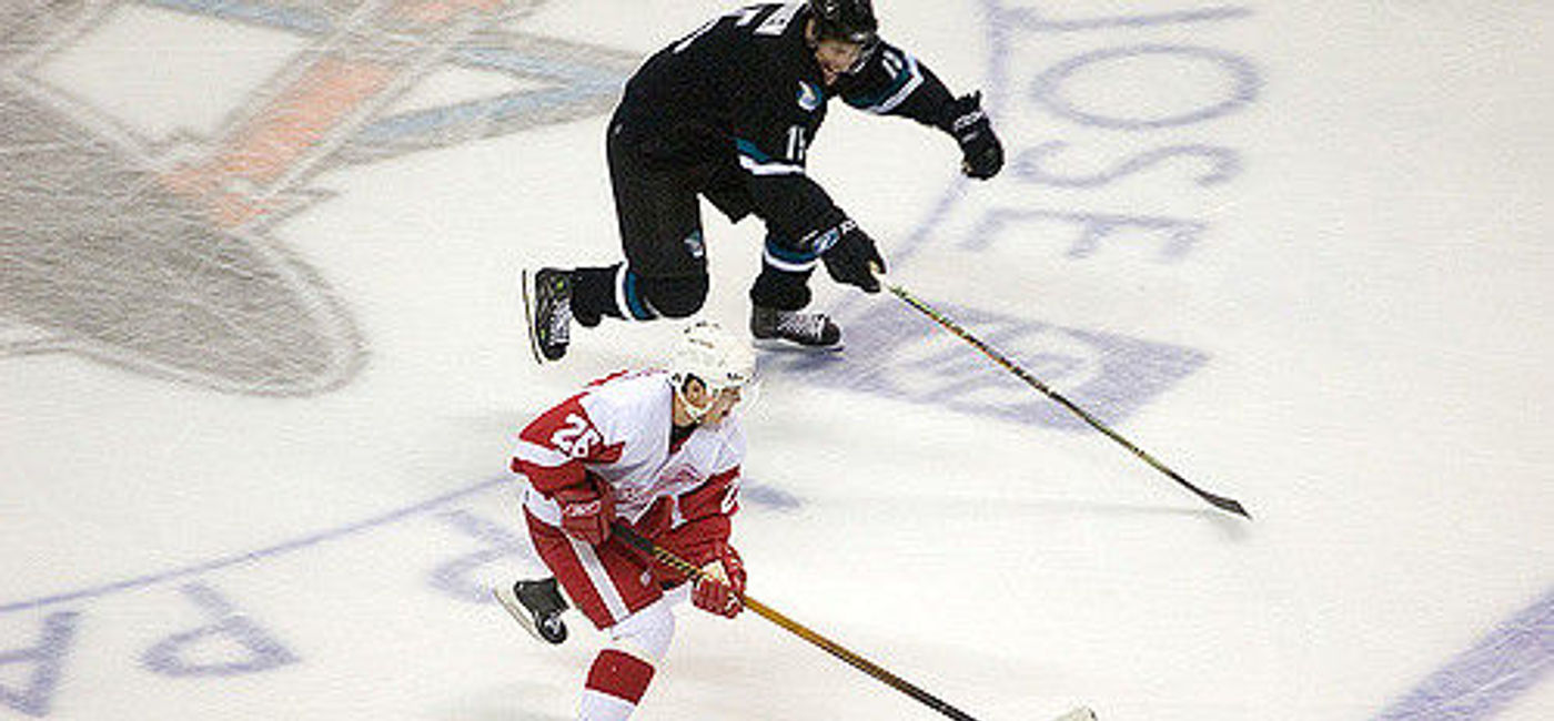 Image: PHOTO: Former Detroit Red Wing Jiri Hudler (center) is facing a laundry list of disturbing allegations. (photo via Flickr/pointnshoot)