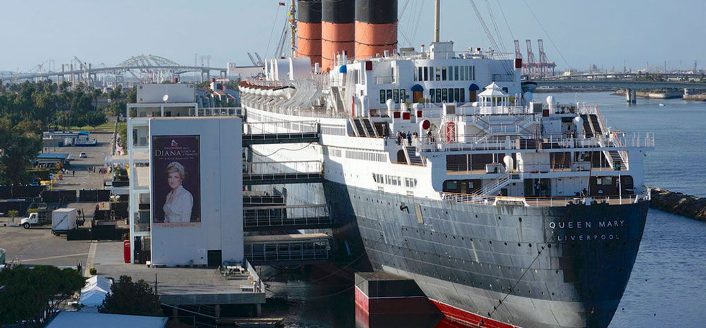 Image: PHOTO: The Queen Mary permanently docked in Long Beach, California. (photo by Jason Leppert)