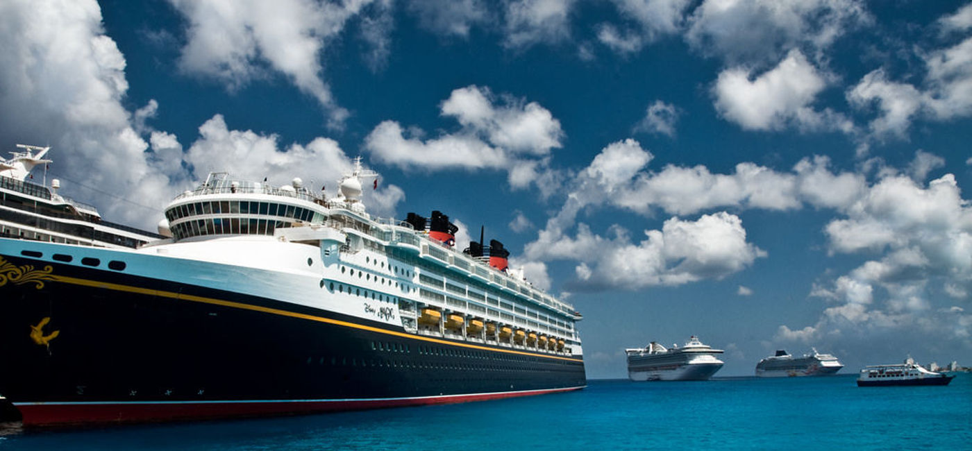 Image: PHOTO: Disney Cruise Line's Disney Magic. (photo via Flickr/flickrized)