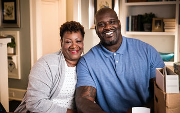 Dr. Lucille O&#39;Neal and son Shaquille.