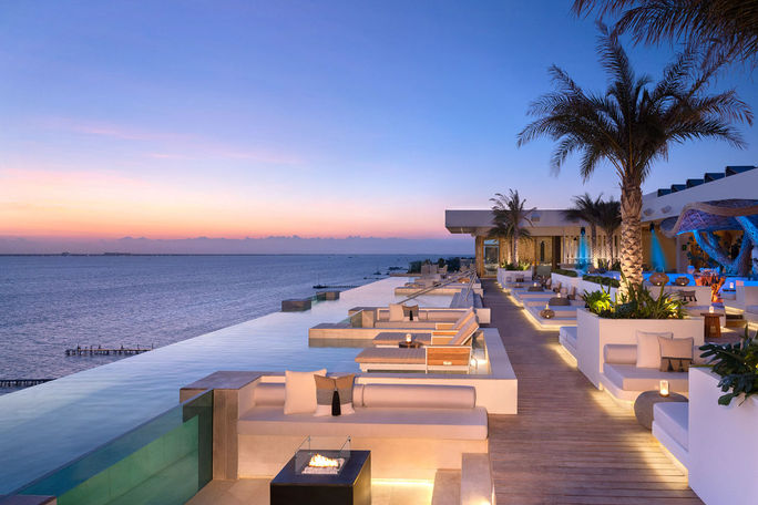 Rooftop Pool 