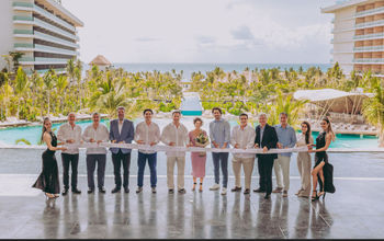 Moxche Playa del Carmen’s ribbon cutting ceremony