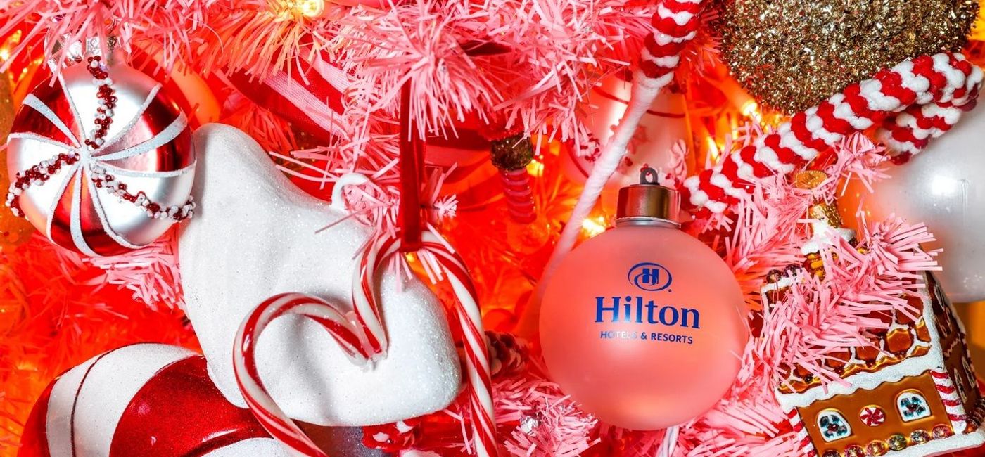 Image: Hilton adds Hallmark Channel-inspired holiday suites. (Photo Credit: Hilton Hotels & Resorts Media)