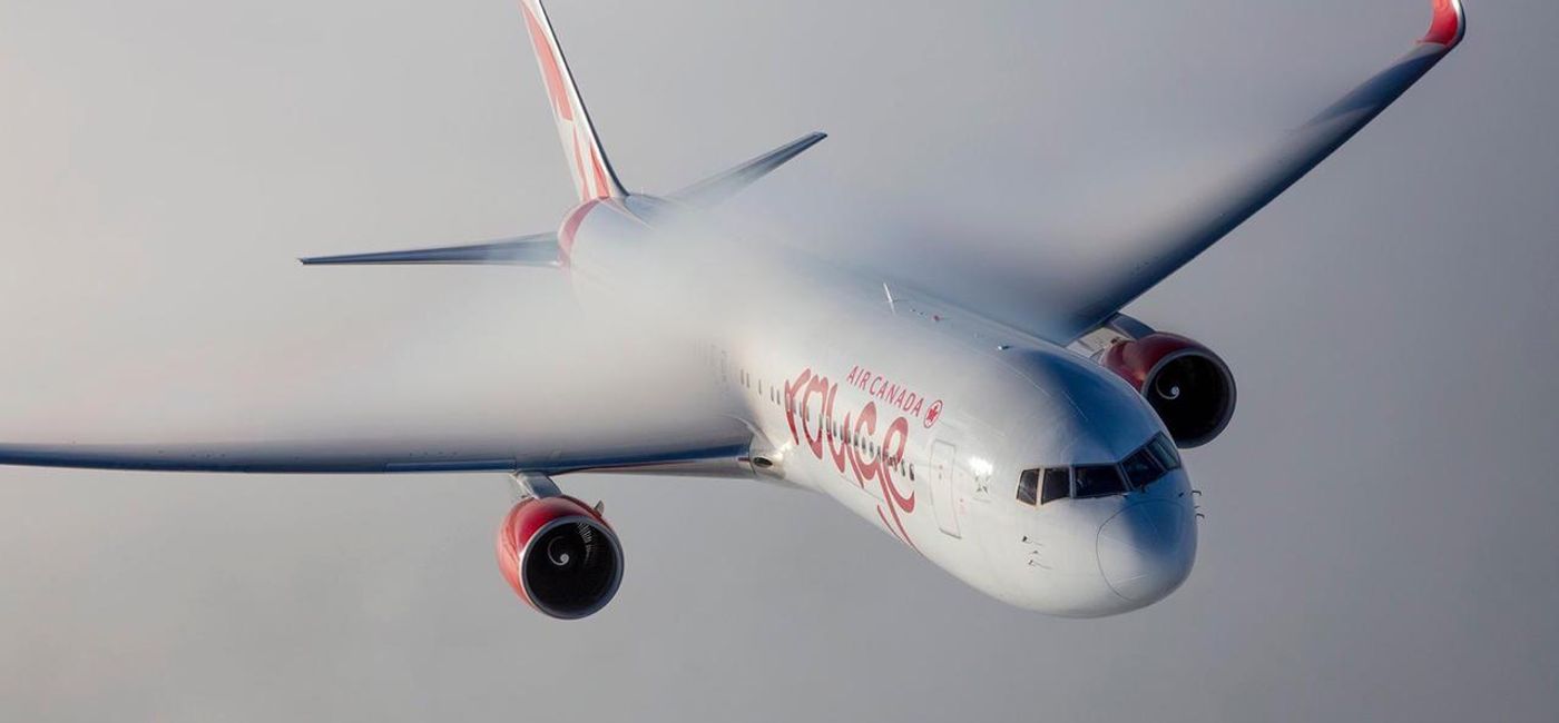Image: Les vols seront exploités par un Airbus A319 d'Air Canada Rouge, qui offre le choix entre deux cabines, des options Wi-Fi et des divertissements à bord. (Courtoisie Air Canada Rouge)