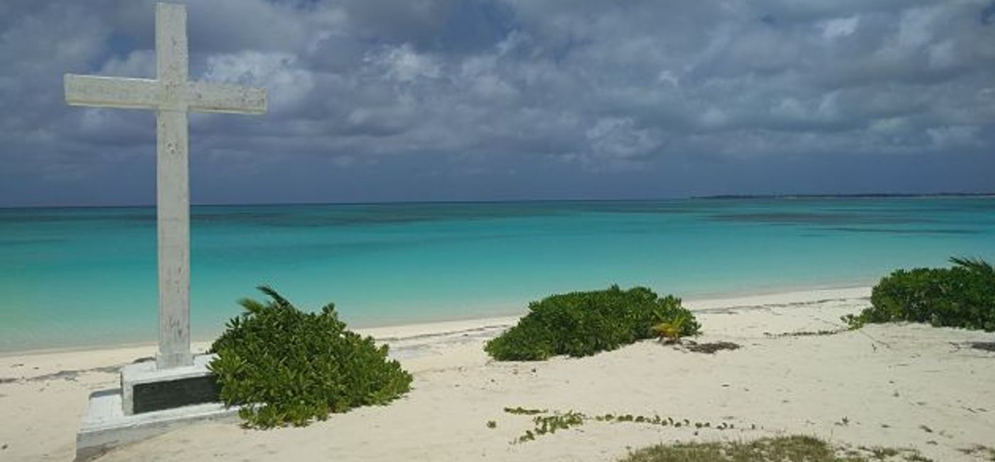Image: PHOTO: A cross at the Christopher Columbus landing in San Salvador, Bahamas. (photo by Eric Bowman)