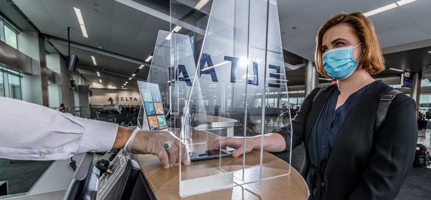 Image: PHOTO: Plexiglass at Delta Gate. (photo via Delta Air Lines Media)