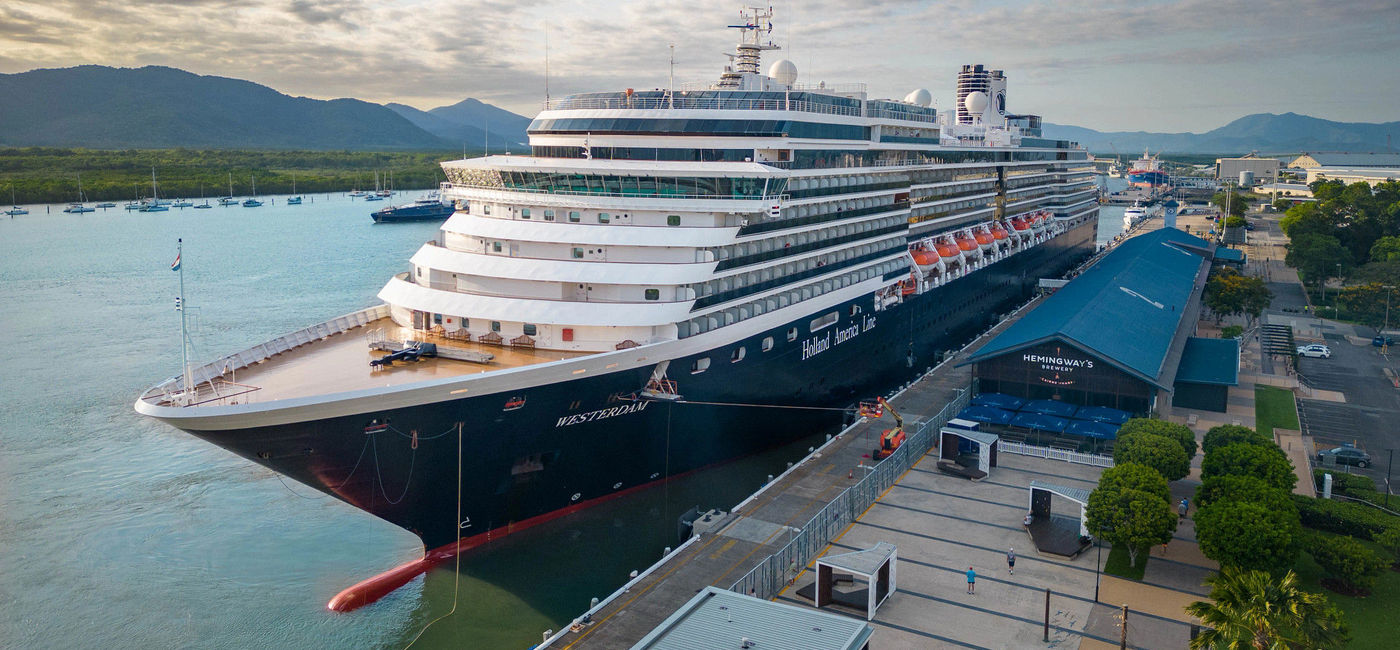 Image: On July 11, Holland America Line had the best booking day in the company's 150-year history. (Photo Credit: Holland America Line)