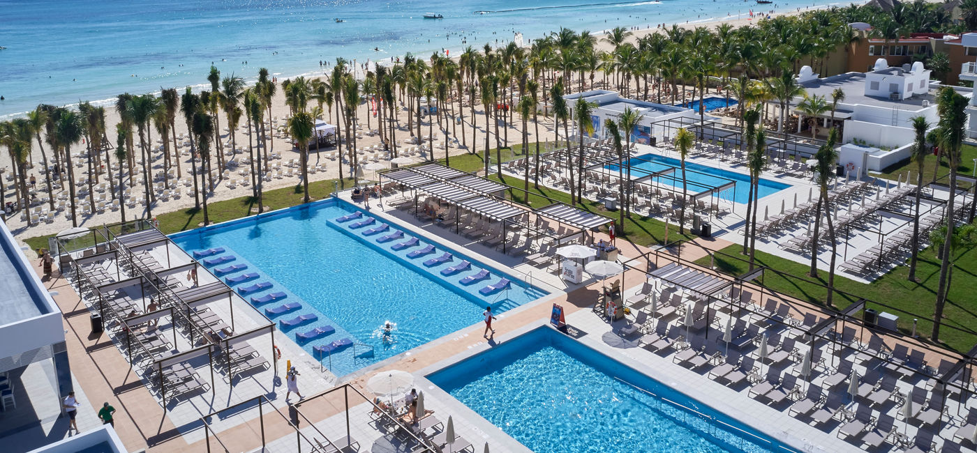Image: L'hôtel de luxe haut de gamme Riu Palace Riviera Maya a rouvert ses portes pour révéler un nouveau style moderne et élégant (Sunwing Media License)