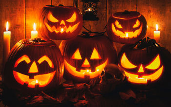 Jack-o-Lanterns displayed during Halloween.