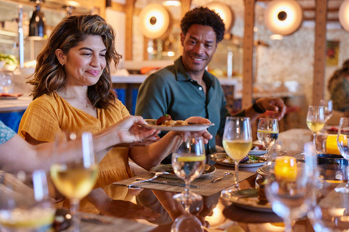 Dining onboard with Windstar at Cuadro 44