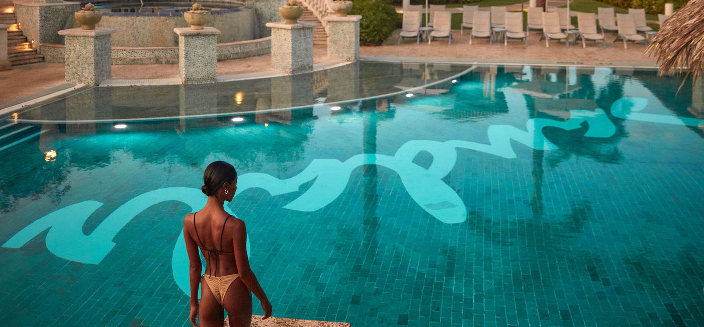 Image: Main pool at Sandals Grenada. (photo courtesy of Sandals)