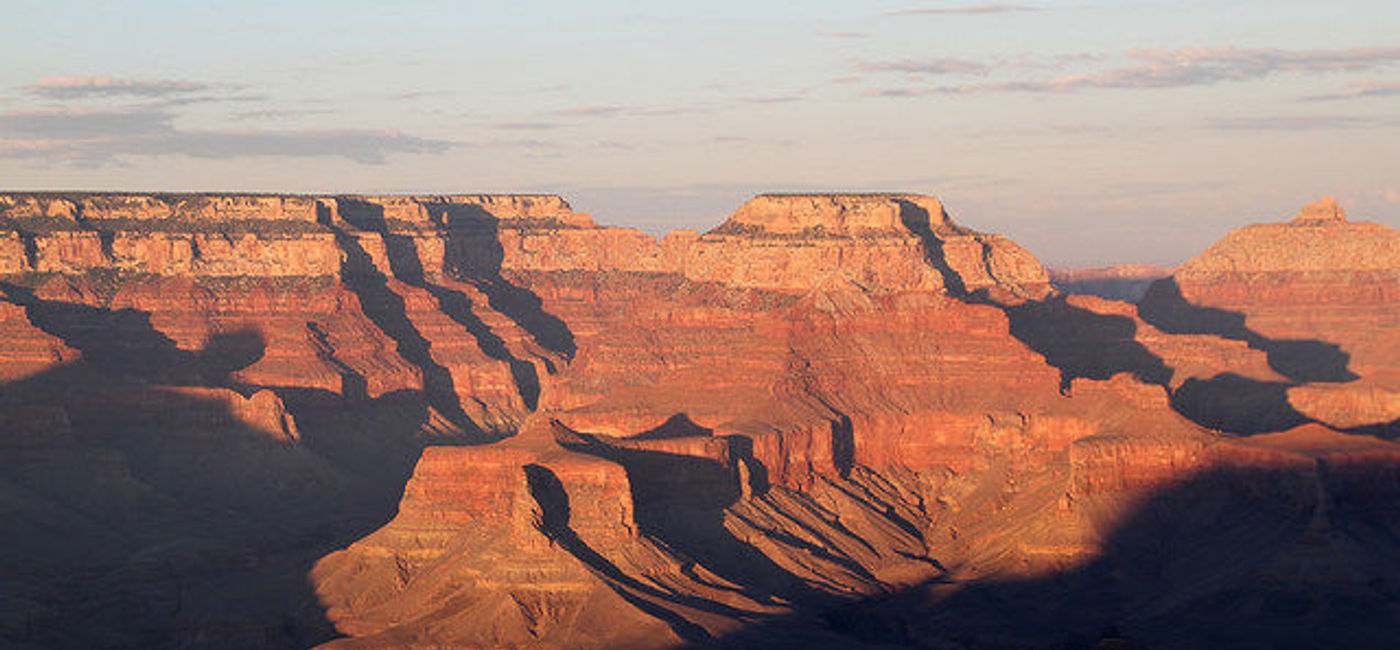 Image: Brave visitors will soon be able to zip line at Grand Canyon West. (photo via Flickr/Tony Hisgett)