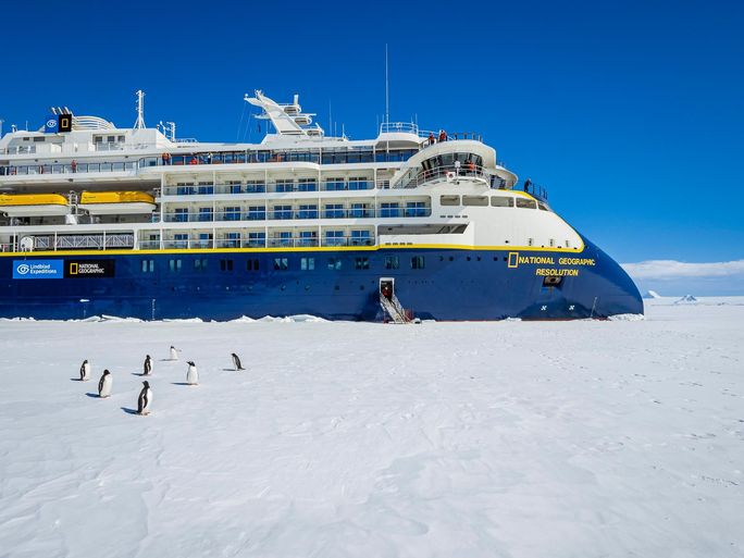 Lindblad Expeditions, National Geographic Resolution, expedition cruise, penguins, Antarctica