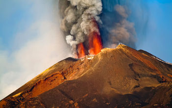 Mount Etna, Italy, Sicily, volcanoes, volcanic, explosions, eruptions, pyroclastic flows, lava, magma, ash