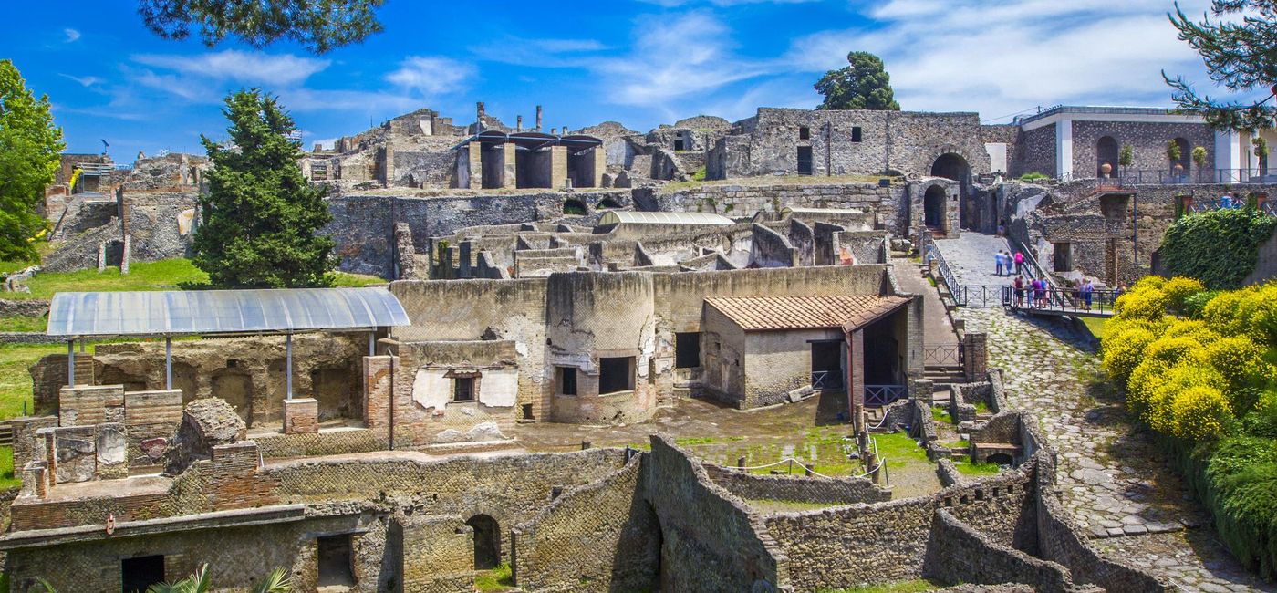 Image: PHOTO: Ancient ruins in Pompeii. (photo via LARISA SHPINEVA/iStock/Getty Images Plus)