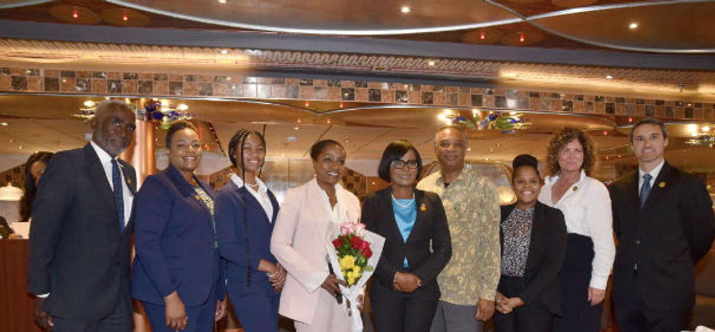 Image: Carnival Cruise Line, in partnership with the Ministry of Grand Bahama, hosted a  Golden Jubilee Breakfast Friday to celebrate the 50th Independence of The Bahamas. (Carnival Cruise Line)