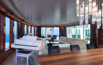 cruise suite on Norwegian Pearl
