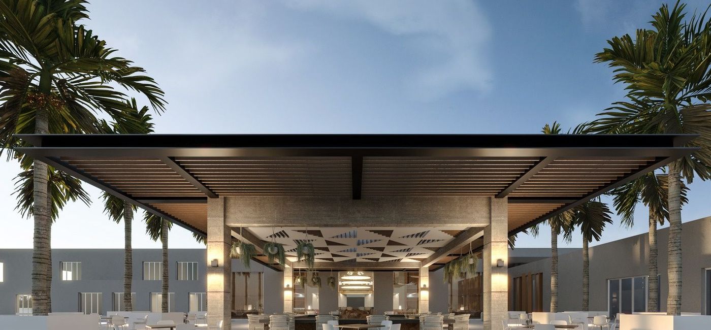 Image: Breeze, an outdoor lobby bar at Hyatt Ziva Riviera Cancun. (photo via Playa Hotels & Resorts)