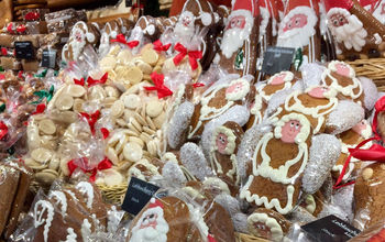 Gingerbread men, Christmas market