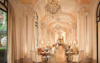 La Galerie, H&#244;tel Plaza Ath&#233;n&#233;e, Paris