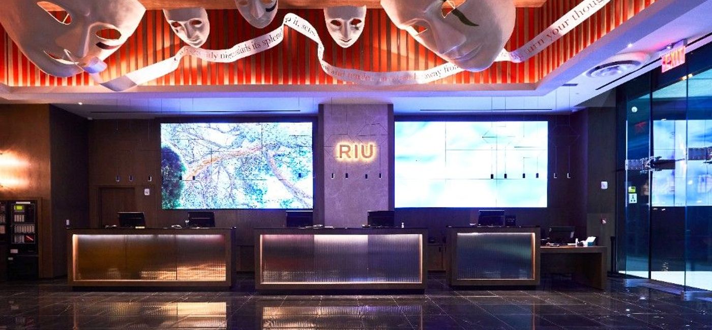 Image: The Riu Manhattan Times Square lobby decor is inspired by Broadway. (RIU Hotels & Resorts)