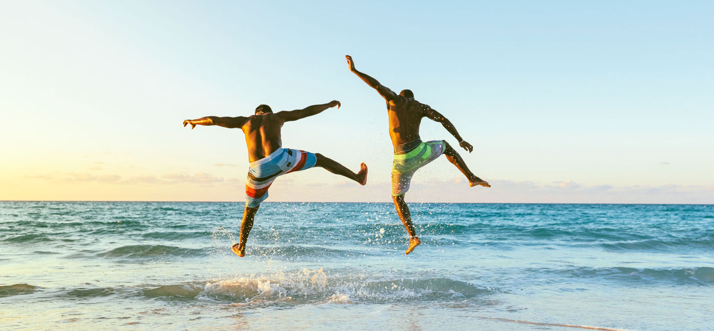 Image: You can earn free seats with ACV's 'Book Your Own Group' promotion. (Air Canada Vacations)