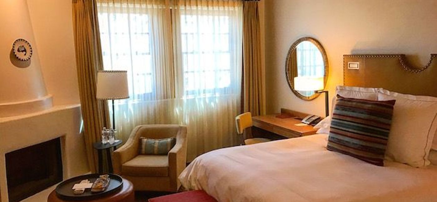 Image: PHOTO: Standard King Guest Room, Rosewood Inn of the Anasazi, Santa Fe, New Mexico. (photo by Scott Laird)