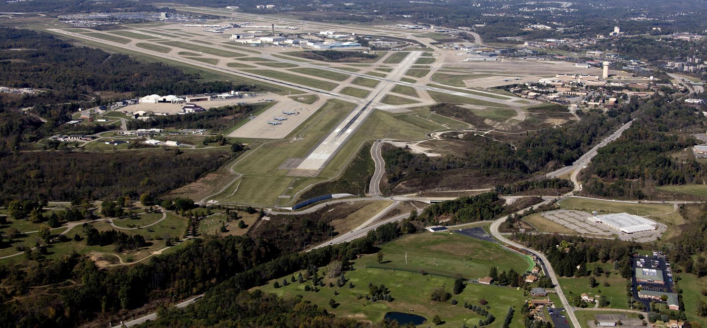 Image: PHOTO: Pittsburgh International Airport. (photo via 6381380/iStock/Getty Images Plus)