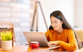 Attending a virtual event