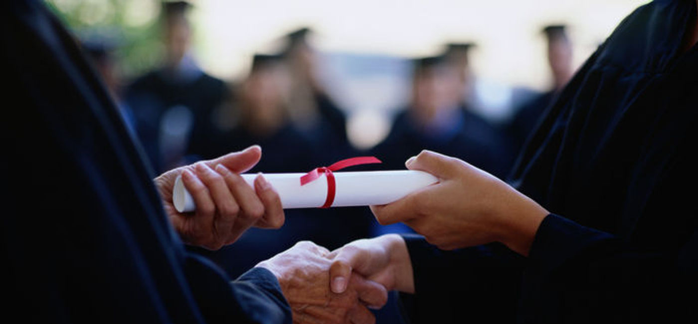 Image: PHOTO: Buy your dearest college graduate a nice vacation. (photo courtesy of Thinkstock)