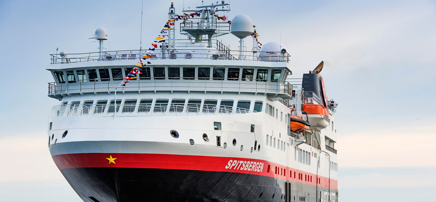 Image: MS Spitsbergen. (photo via Hurtigruten Expeditions Media)