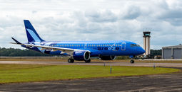Breeze, Breeze Airways, Airbus, A220-300, plane, aircraft